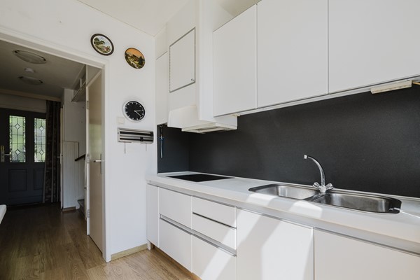 Medium property photo - Ijsbloempad 11, 3202 CH Spijkenisse